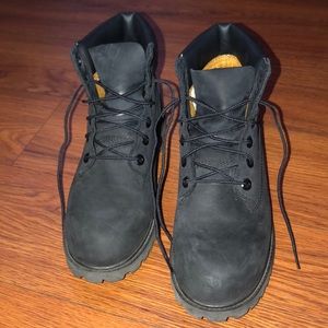 ⭐️ Timberland Boots *Black* (JUNIOR’S SIZE 7)